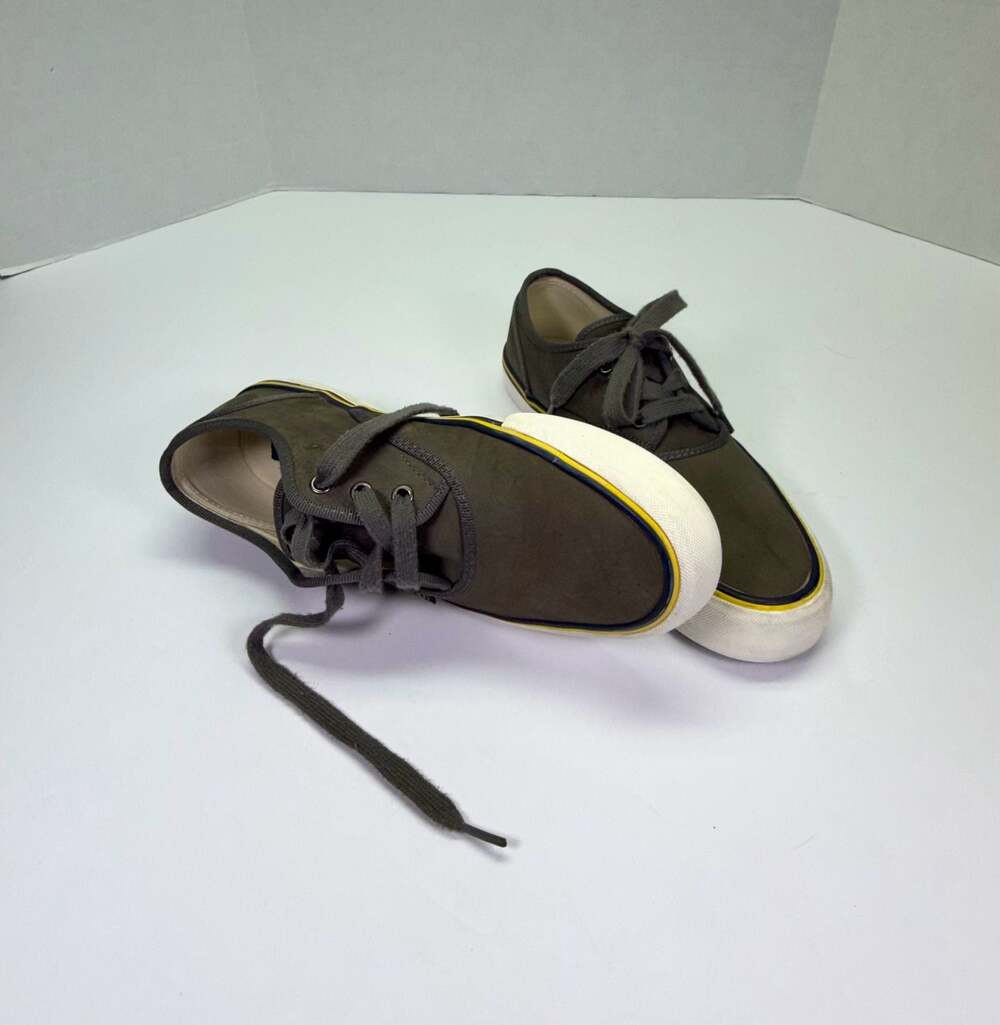Polo Ralph Lauren Morray Men's Gray Silky Nubuck Low Top Sneakers Size 9D